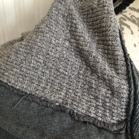 VINTAGE AMERICAN EAGLE OUTFITTERS MENS SWEATSHIRT - Picture 3 of 14